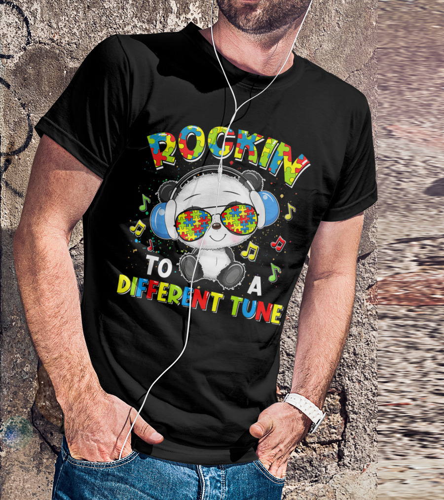 ROCKIN TO A DIFFERENT TUNE PANDA AUTISM AWARENESS PUZZLE HEADPHONES MUSIC NOTES T-Shirt