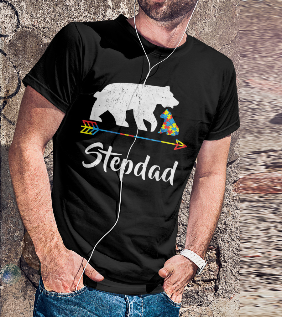 Stepdad Bear With Autism Awareness Puzzle Piece Arrow T-Shirt