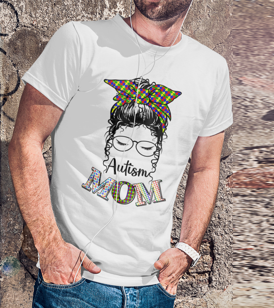 Autism Mom Puzzle Pattern Bow Autism Awareness Day T-Shirt