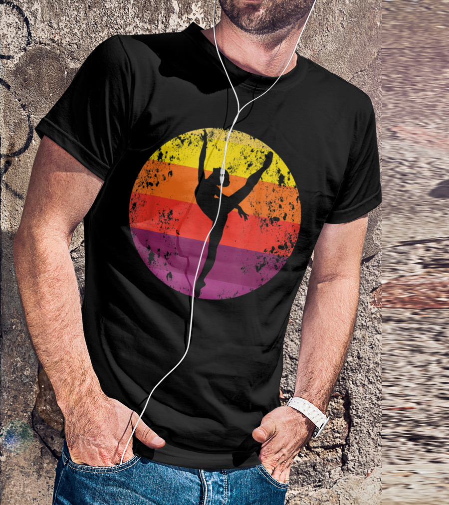 Retro Ballet Oldschool En Pointe Dancer Vintage Modern Rainbow Circle T-Shirt