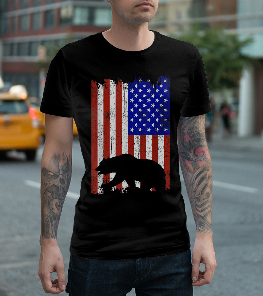 Bear Hunter Women American Flag Bear Hunting T-Shirt