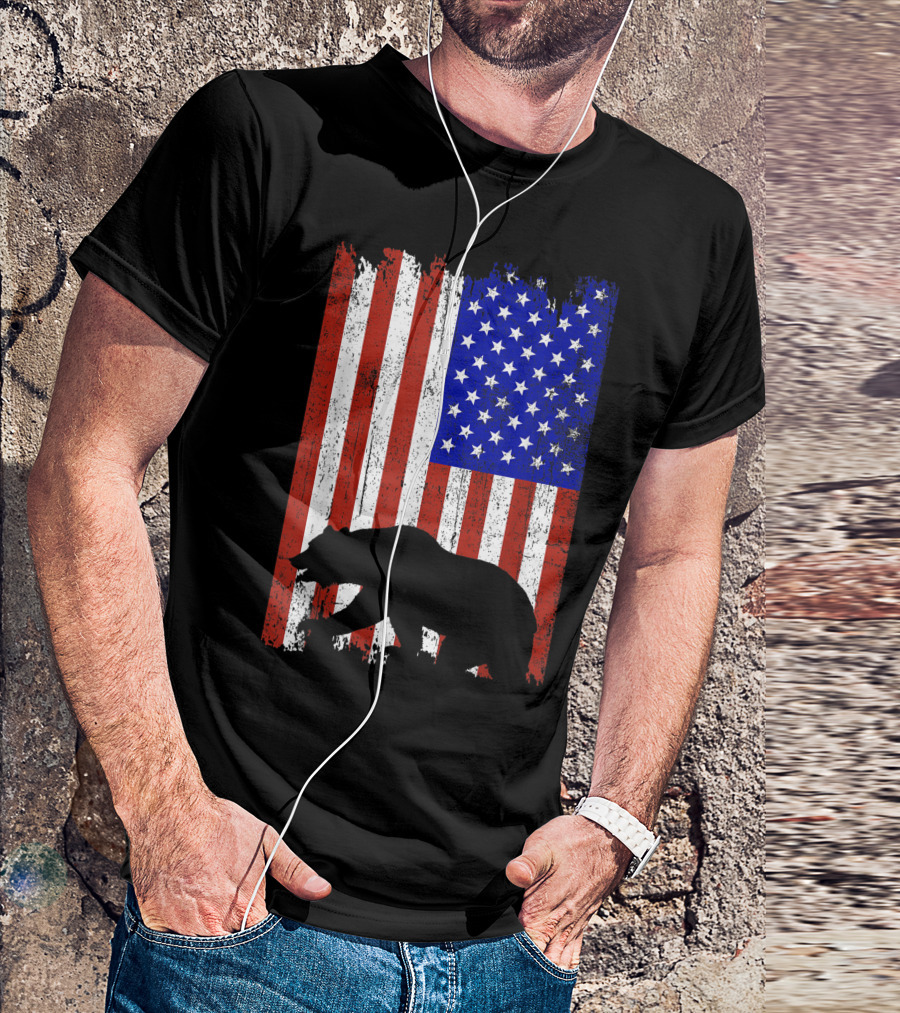 Bear Hunter Women American Flag Bear Hunting T-Shirt