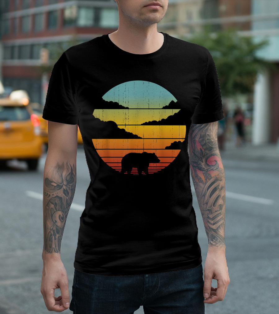 Bear Silhouette Retro 60s 70s Sunset Vintage Style Animal Lover T-Shirt