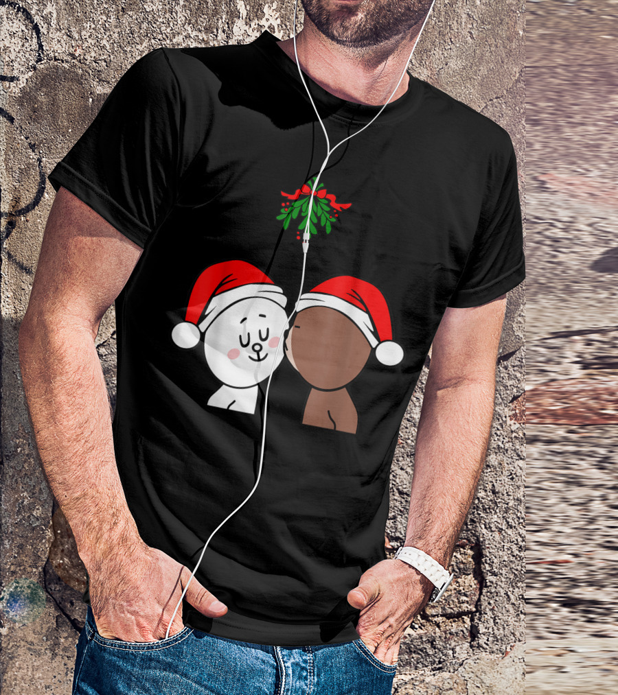 Brown Bear Cony Bunny Rabbit Christmas Santa Hats Kiss Under Mistletoe T-Shirt