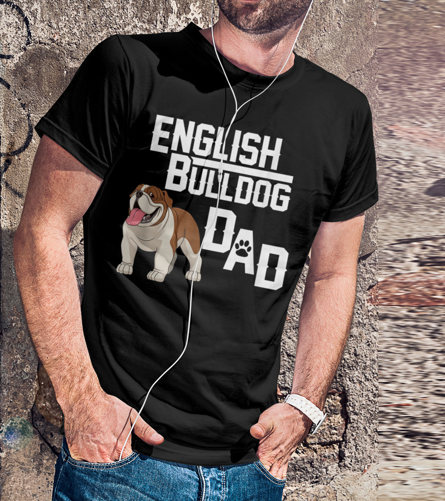 ENGLISH BULLDOG DAD Paw Print Graphic With Cartoon Dog T-Shirt