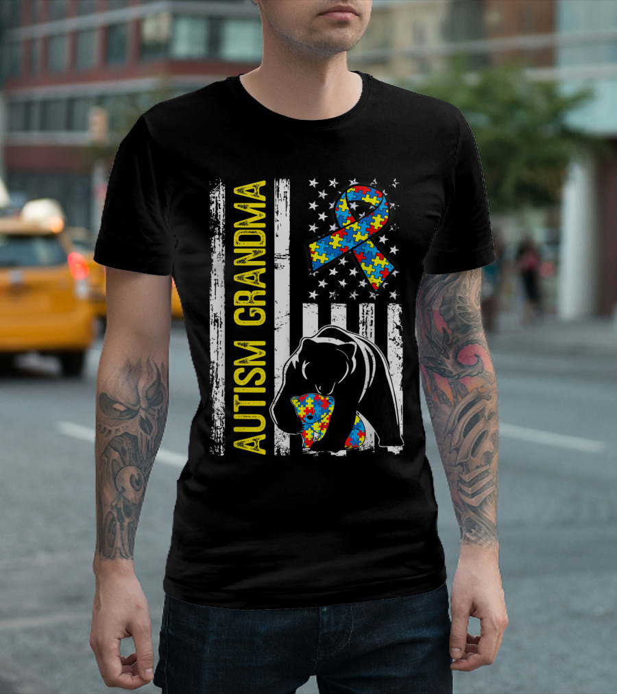 Autism Grandma Bear Puzzle Ribbon Distressed American Flag T-Shirt