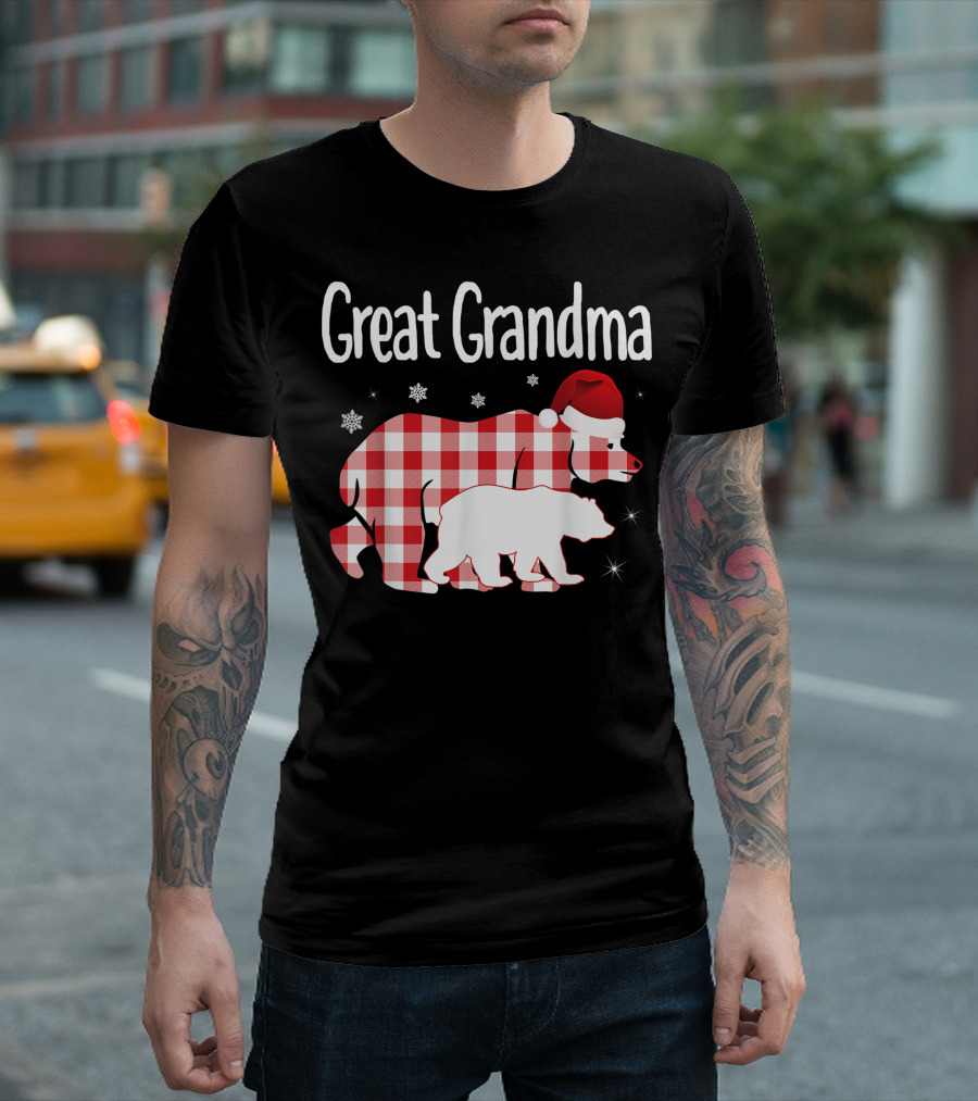 Great Grandma Red Plaid Bear Santa Hat Snowflakes T-Shirt