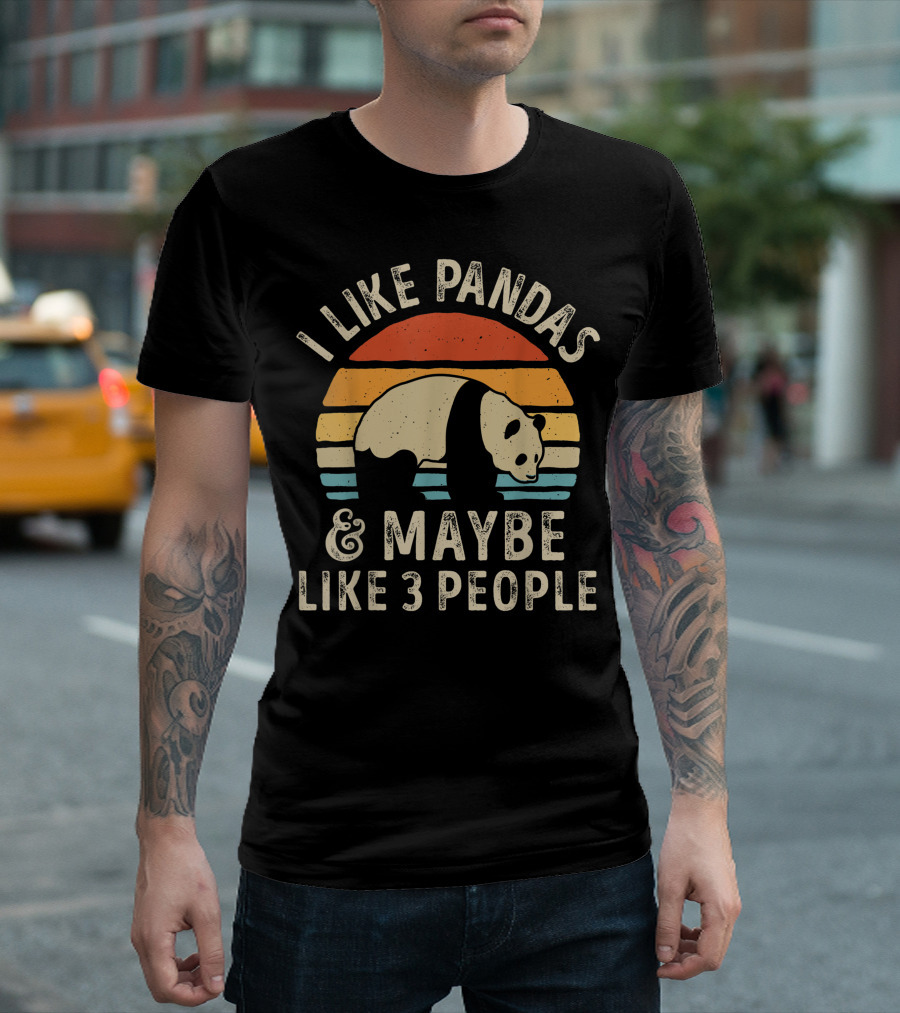 I Like Pandas and Maybe Like 3 People Panda Bear Lover Retro Sunset T-Shirt