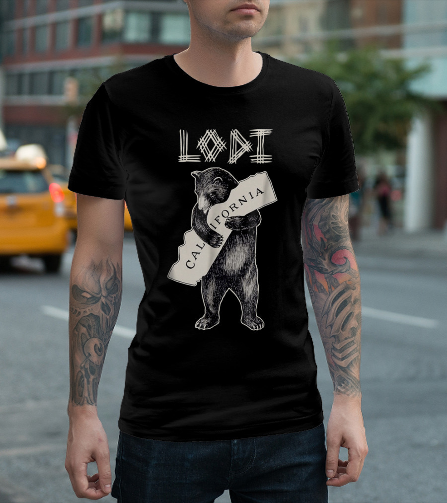 Lodi California Vintage Bear Hugging State T-Shirt