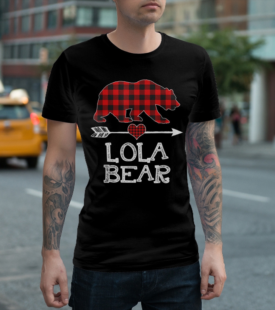 Lola Bear Red Plaid Buffalo Family Christmas Arrow Heart T-Shirt