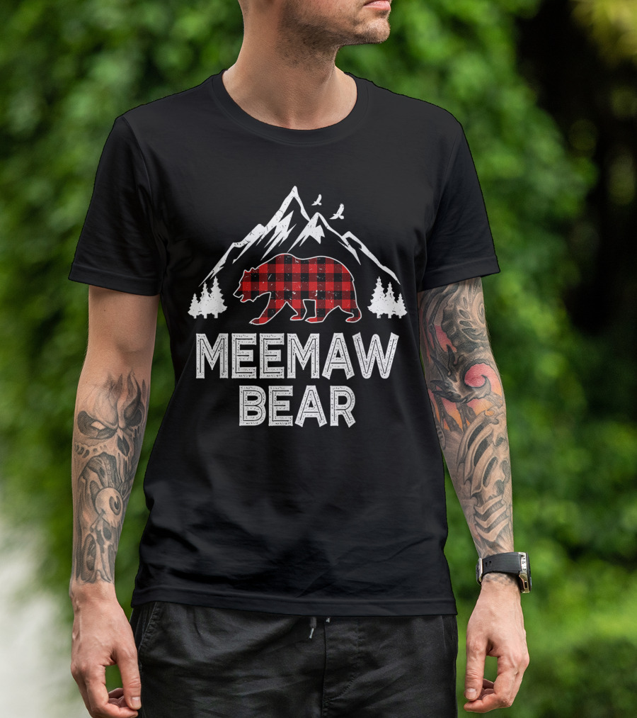 Meemaw Bear Christmas Red Plaid Buffalo Family Mountain Trees T-Shirt