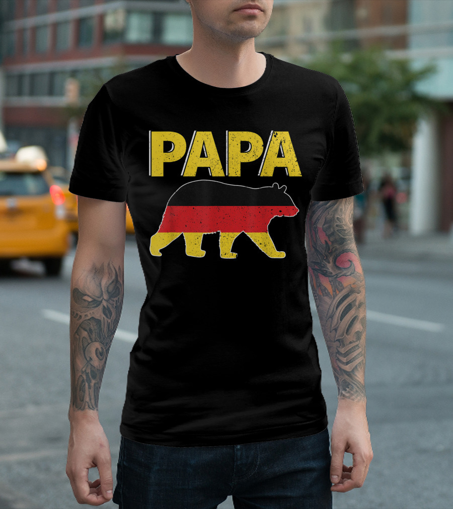 Papa Bear Germany Flag German Dad T-Shirt