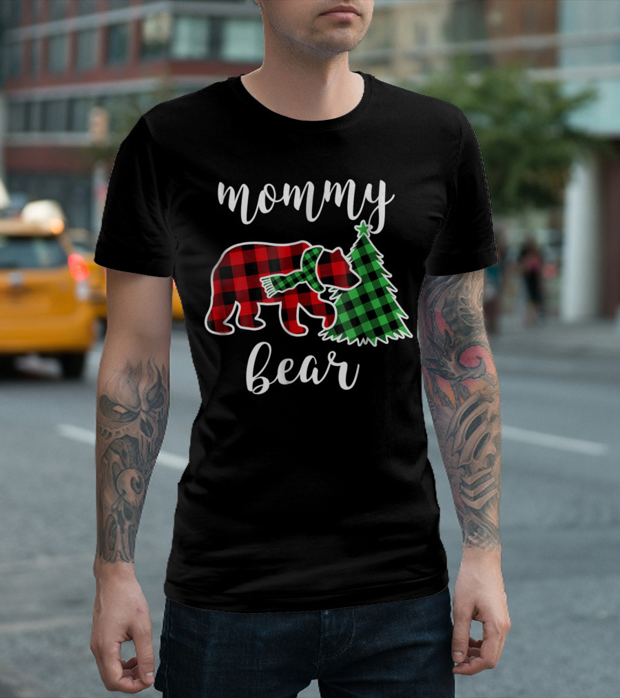 Mommy Bear Red Plaid Buffalo Family Christmas Tree Scarf T-Shirt