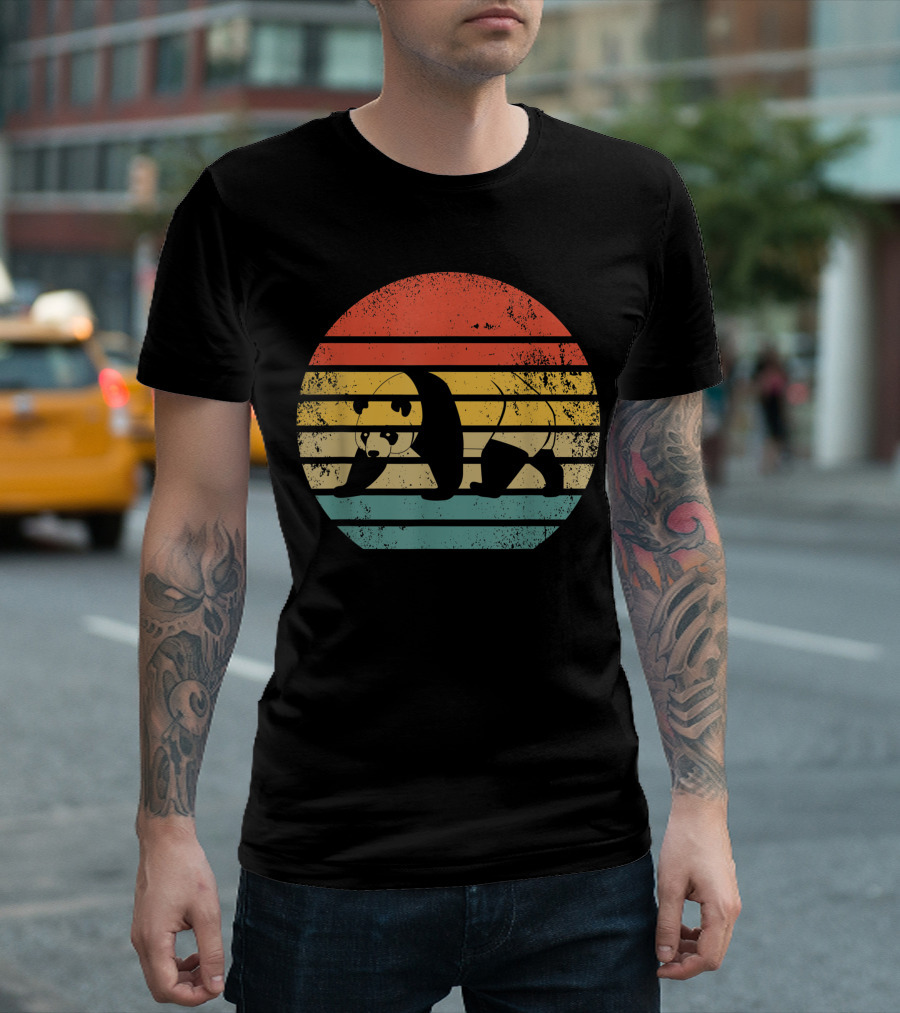 Retro Vintage Giant Panda Bear Stripes T-Shirt