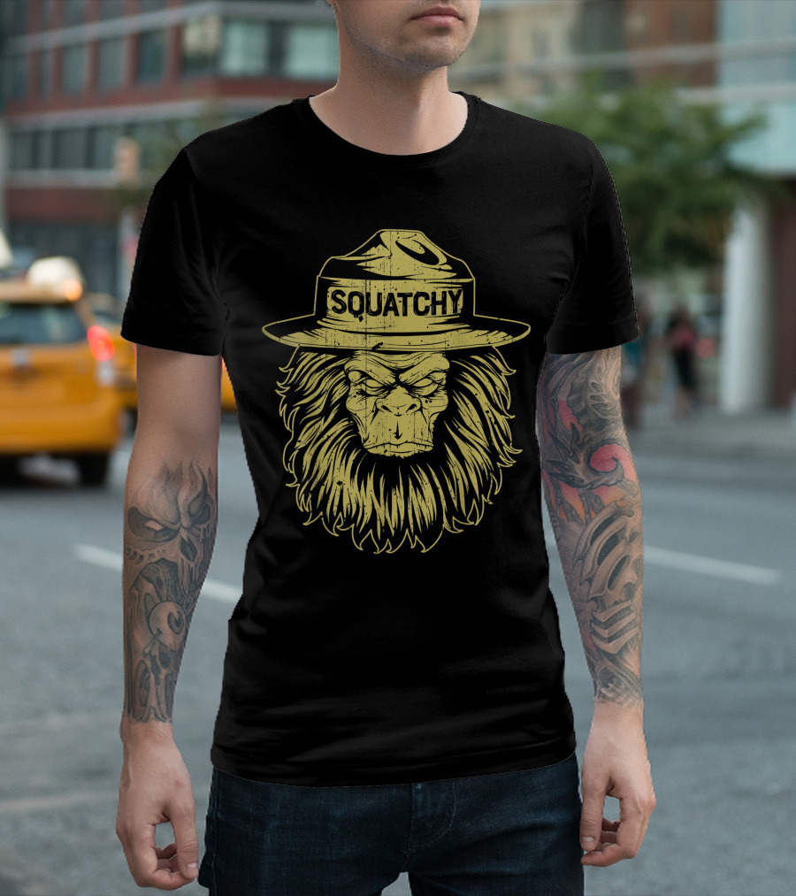Squatchy Bigfoot Sasquatch Smokey Bear Vintage Hat T-Shirt