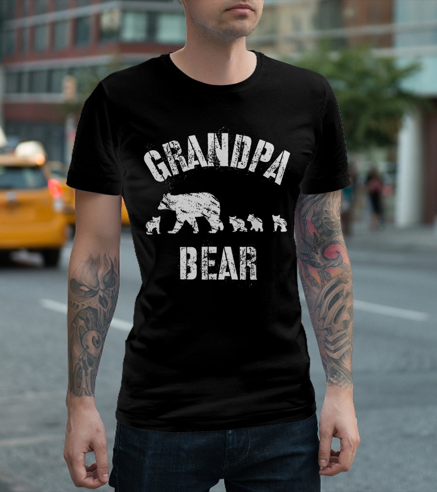 GRANDPA BEAR WITH FOUR CUBS VINTAGE GRANDPARENT T-Shirt