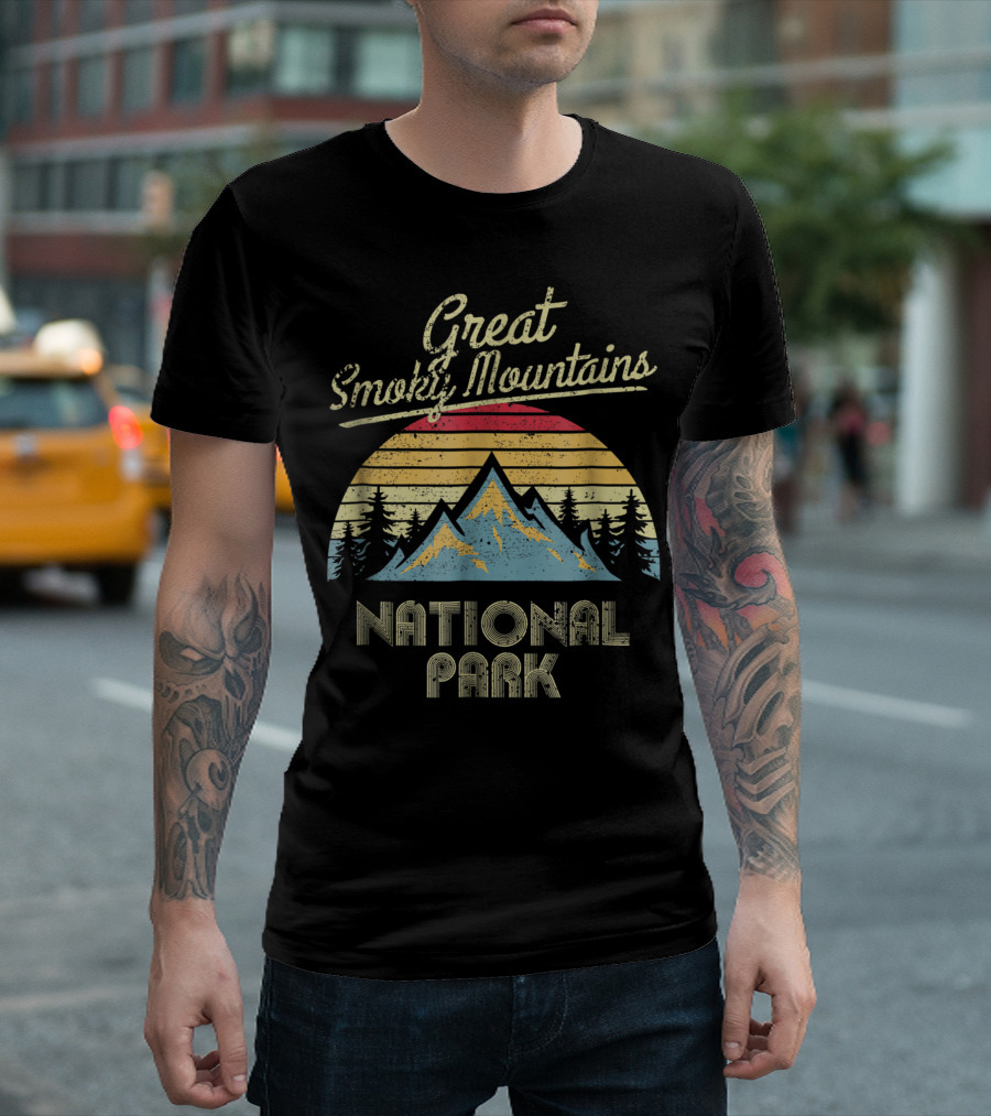 Great Smoky Mountains National Park Vintage Sunset Mountain Scene T-Shirt