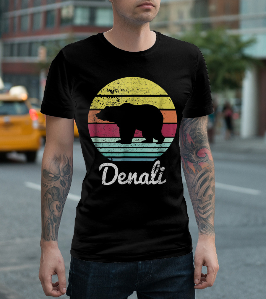 Denali Bear Retro Sunset Mount Denali National Park Alaska T-Shirt