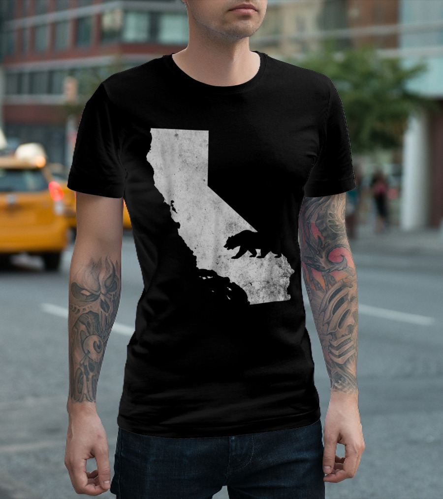 Vintage California State Flag Bear Outline Map T-Shirt