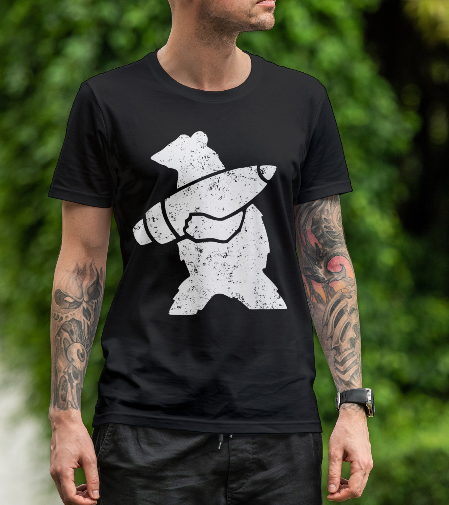 Wojtek The Bear Corporal Iconic Silhouette With Artillery Shell T-Shirt