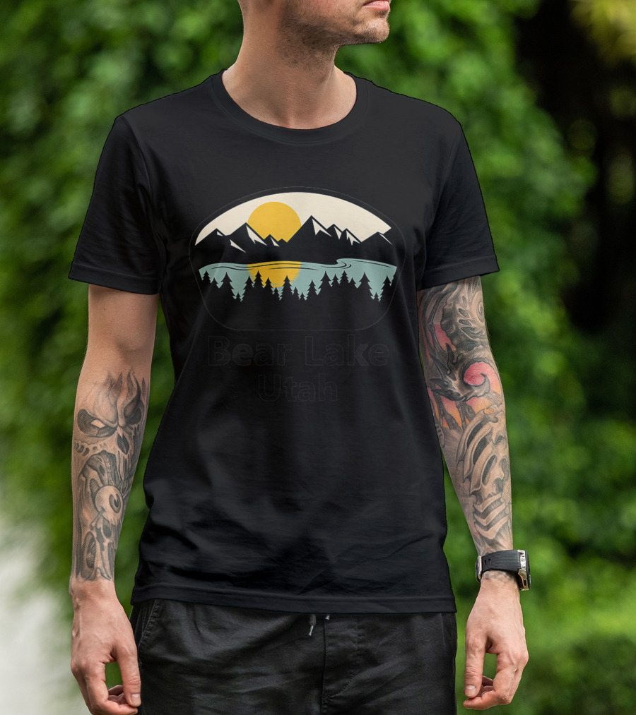 Bear Lake Utah Scenic Mountain Sunset Tourist Souvenir Travel T-Shirt