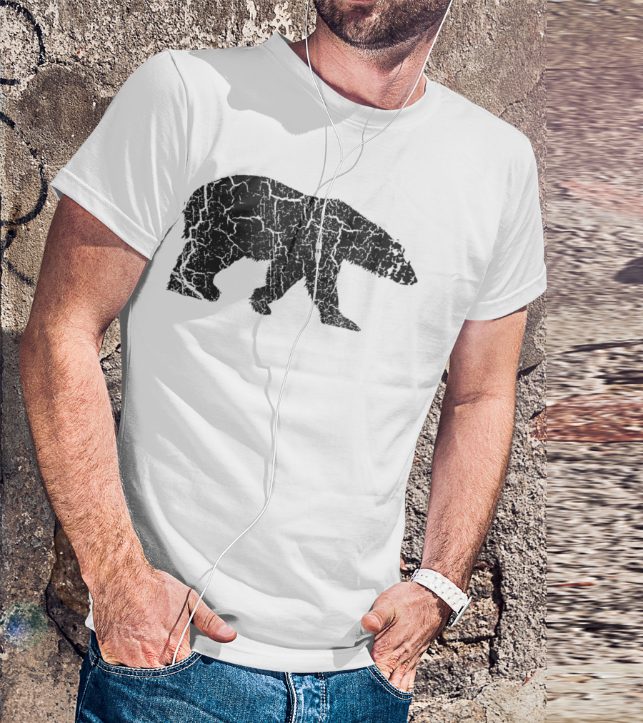 Polar Bear Distressed Vintage Print Arctic Wildlife T-Shirt