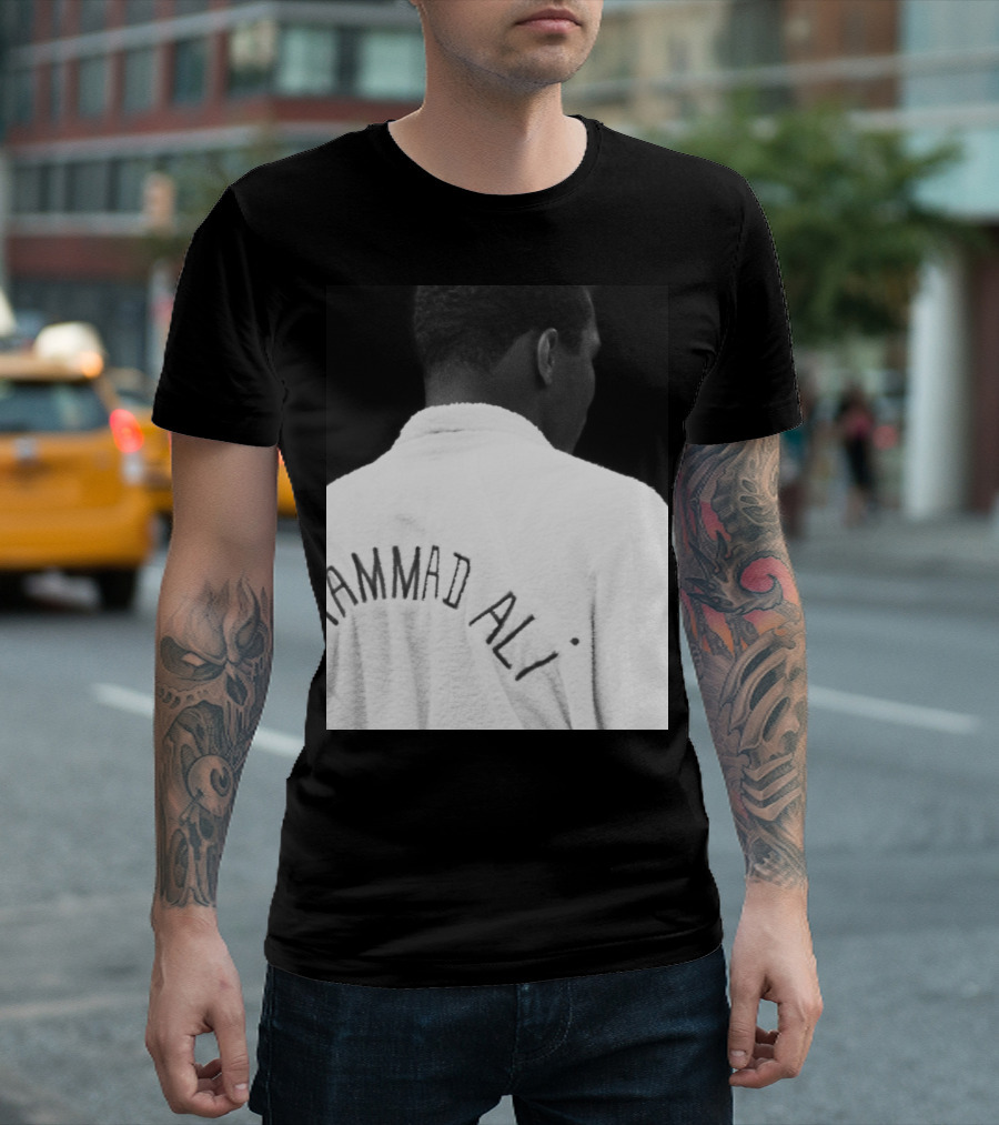 Muhammad Ali The Legend Iconic Pose Back Robe T-Shirt