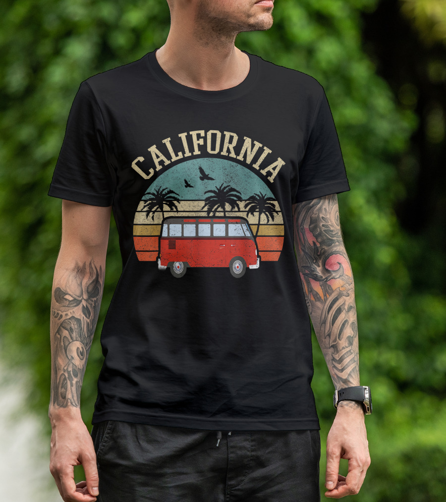 California Vintage Hippie Surfer Van Palm Trees Sunset Retro T-Shirt