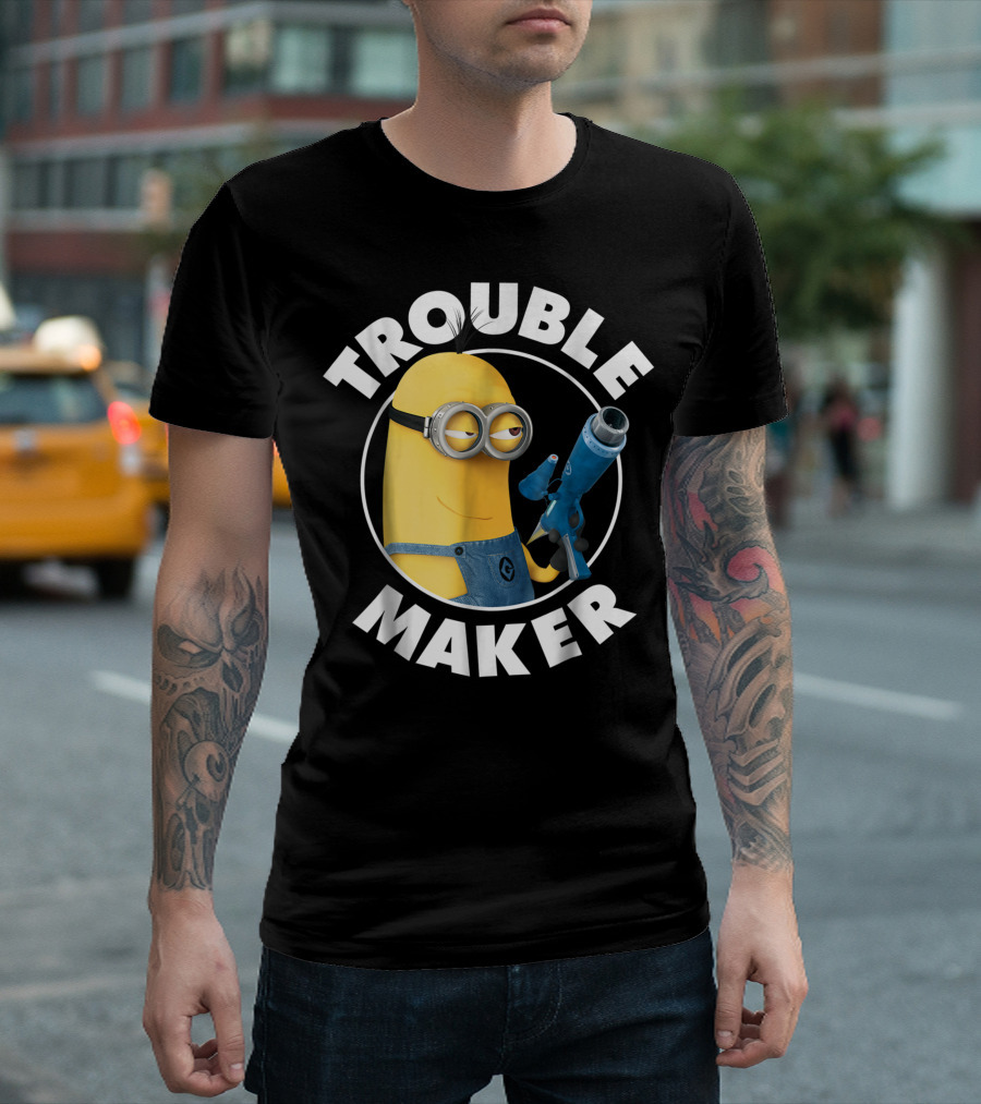 Despicable Me Minions Kevin Trouble Maker Character With Goggle And Blaster T-Shirt