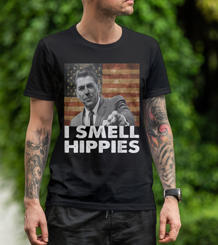 I Smell Hippies Ronald Reagan American Flag Conservative Merica US T-Shirt