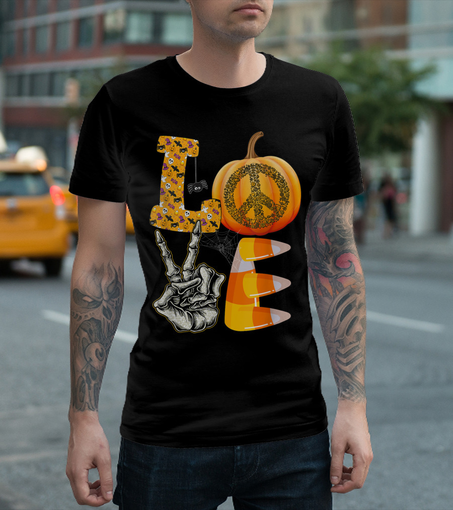 Love Halloween Pumpkin Peace Candy Corn V Sign T-Shirt