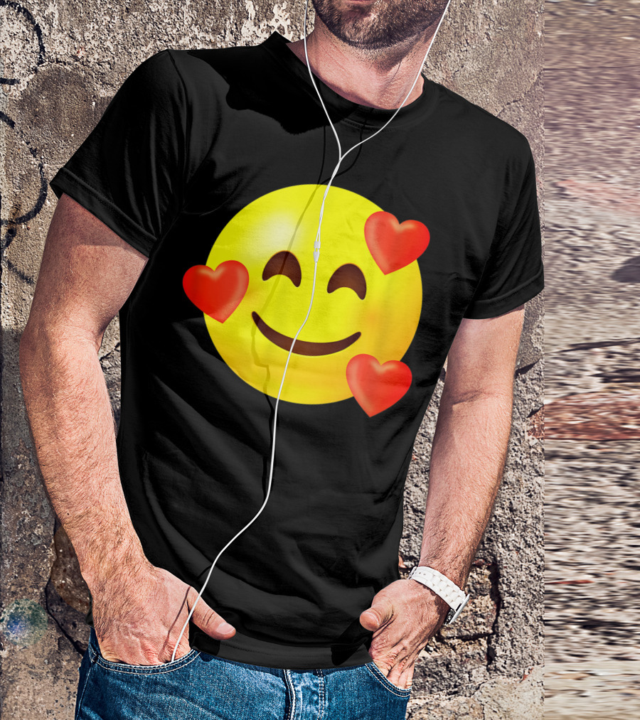 Happy Smile Emoticon With Red Heart Love Emojis T-Shirt