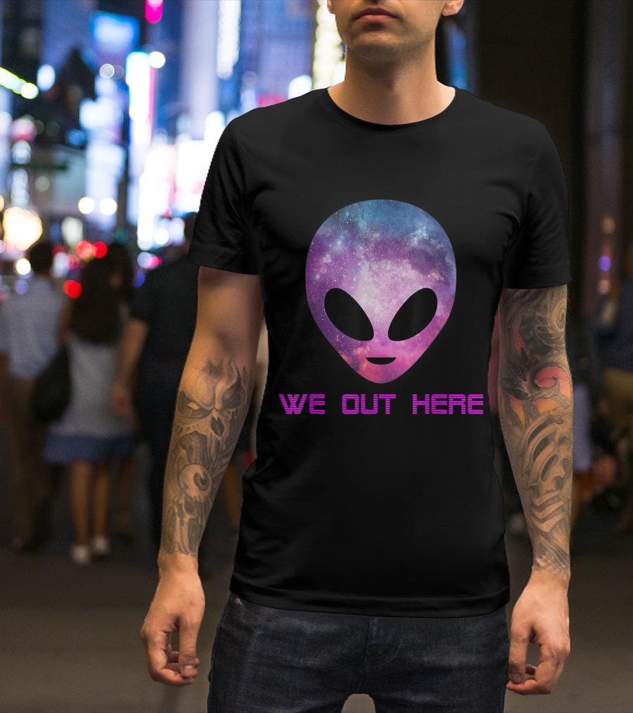 Trippy Alien Head We Out Here Ufo Galaxy Print T-Shirt