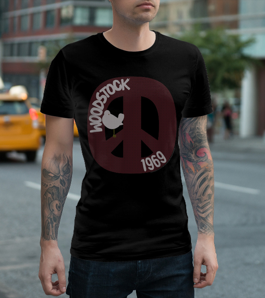 Woodstock Peace Sign 1969 Vintage Iconic Festival T-Shirt