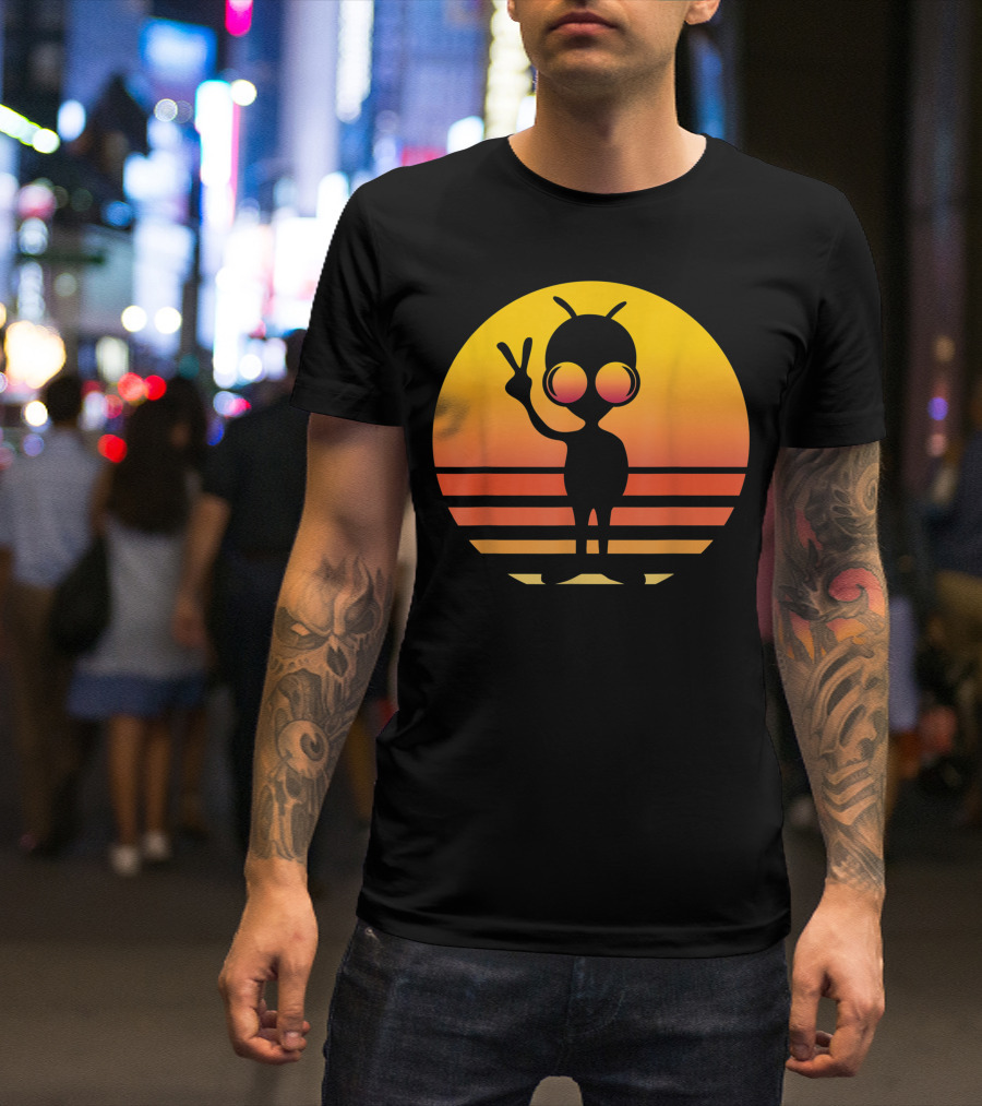 Distressed Vintage Sunset Peace Alien T-Shirt