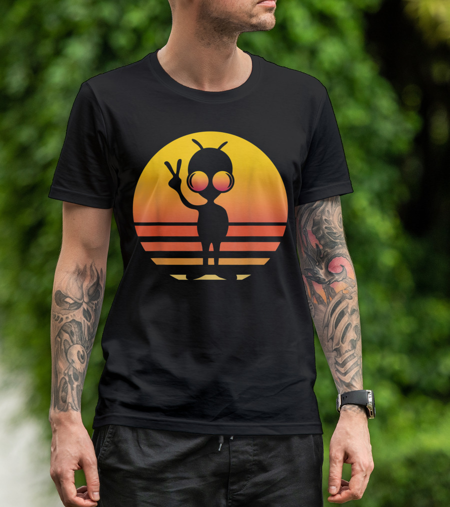 Distressed Vintage Sunset Peace Alien T-Shirt