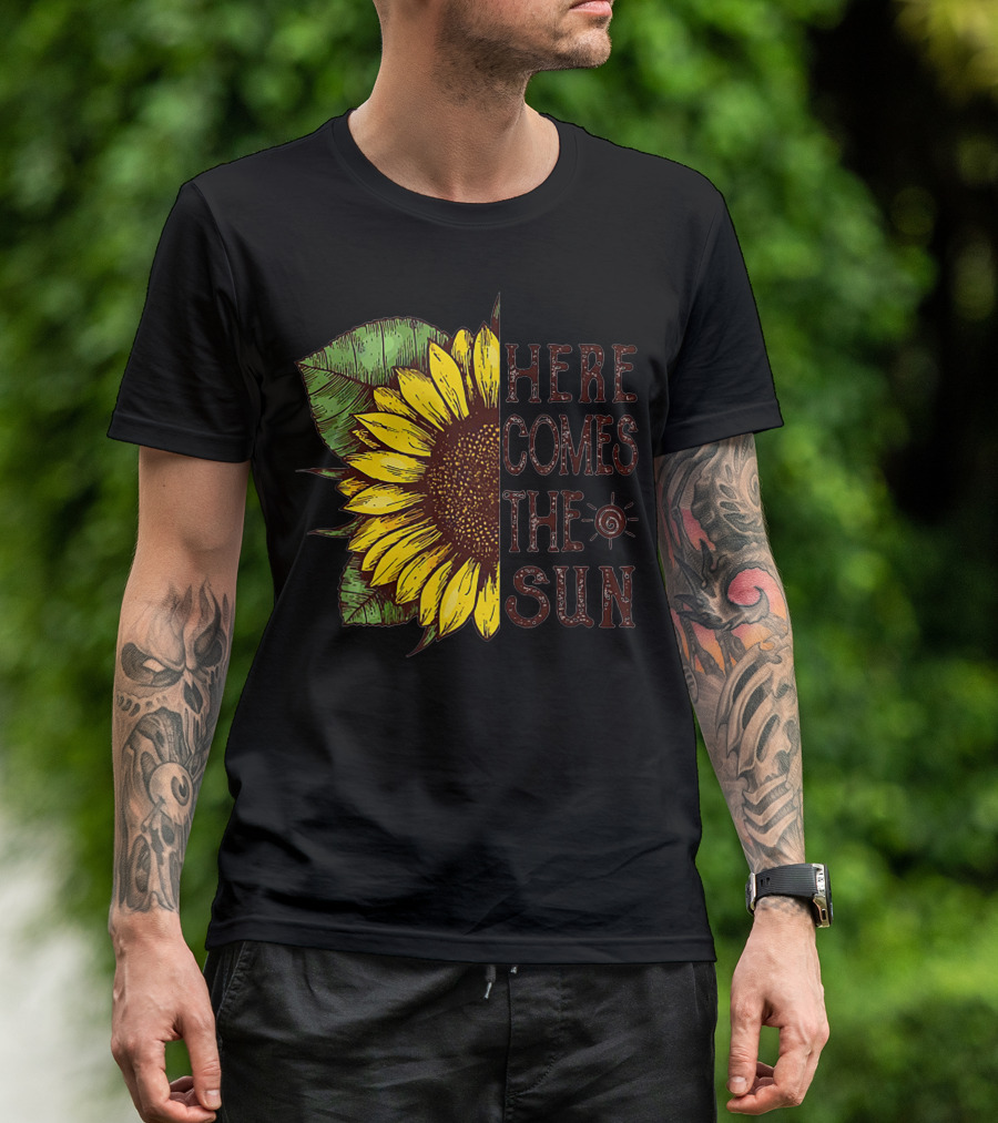 Here Comes The Sunflower Sun Text T-Shirt