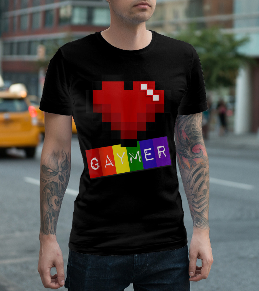 Gaymer Heart Love Pixels Rainbow T-Shirt