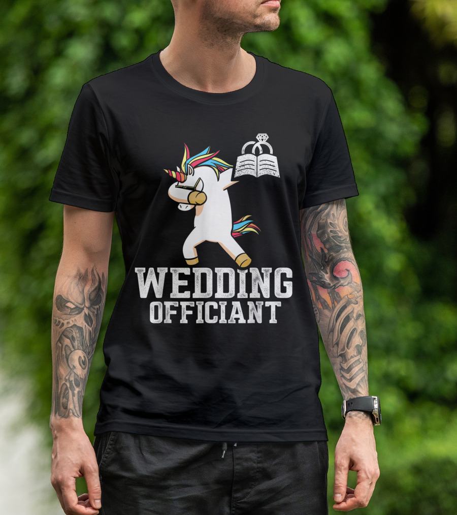 Wedding Officiant Dabbing Unicorn Ordained Minister Badge T-Shirt