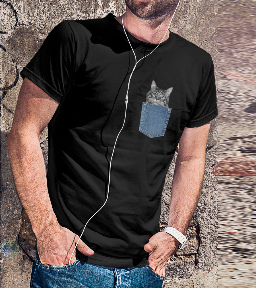 Maine Coon Cat In Denim Pocket Cute Mama T-Shirt
