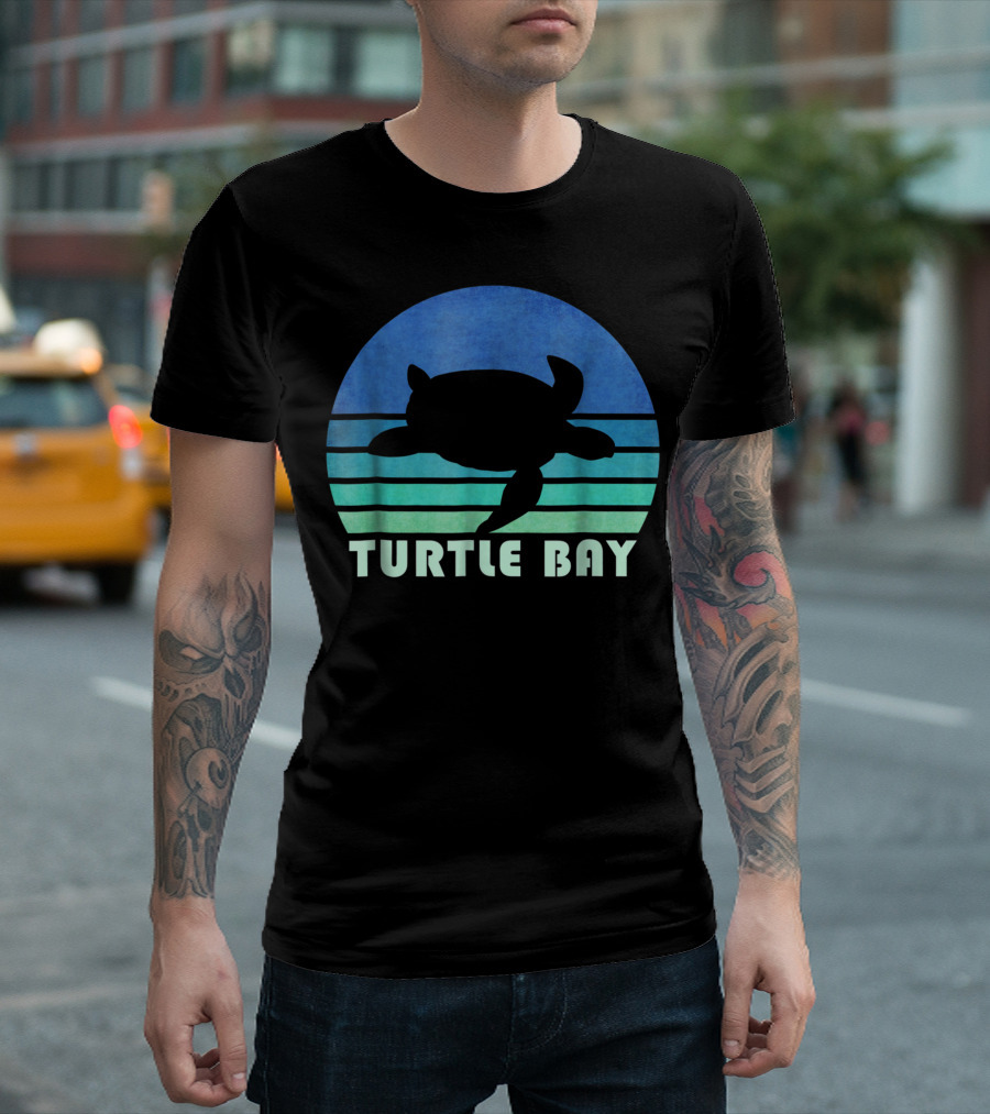 Turtle Bay Hawaiian Sea Turtle Hawaii Animal T-Shirt