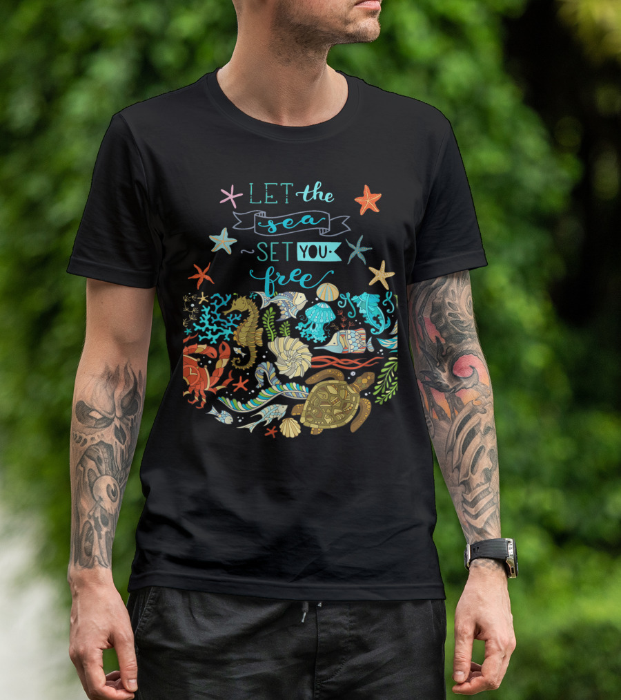 Let The Sea Set You Free Marine Creatures Under Sea Ocean Starfish Seahorse Turtle Crab Shells T-Shirt
