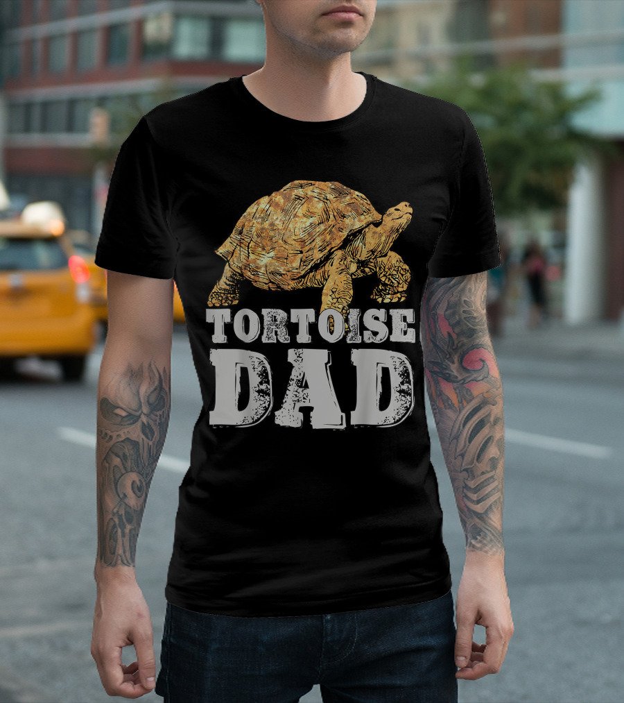 Tortoise Dad African Spurred Sulcata Mens T-Shirt