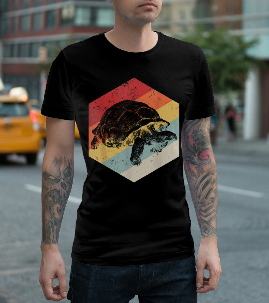 Sulcata Tortoise Reptile Lovers African Turtle Retro Vintage T-Shirt