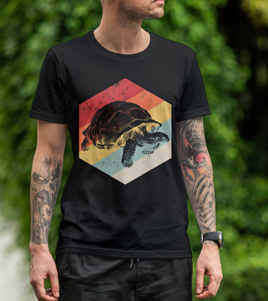 Sulcata Tortoise Reptile Lovers African Turtle Retro Vintage T-Shirt