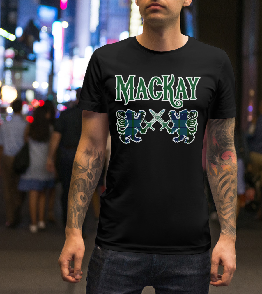 Mackay Clan Lion Crest Tartan Family Name T-Shirt