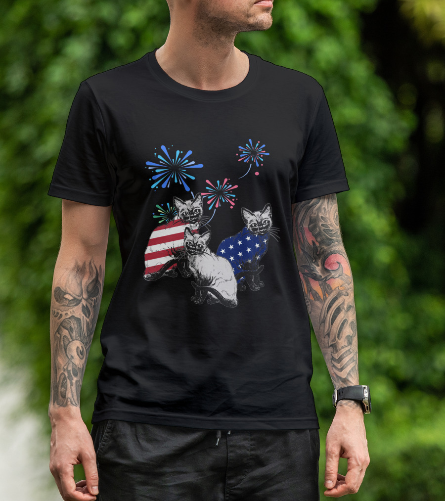 SiameseJuly Cats With Fireworks And American Flag T-Shirt