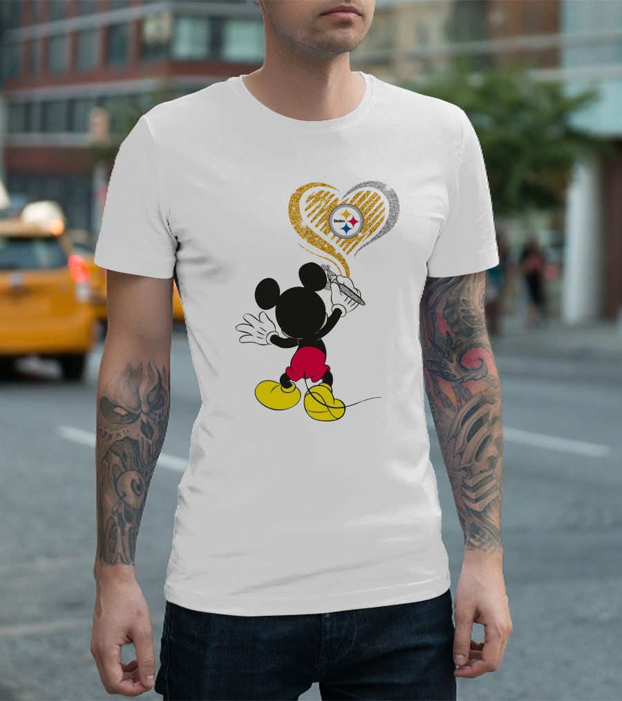 Mickey Mouse Heart Art Pittsburgh Steelers T-Shirt