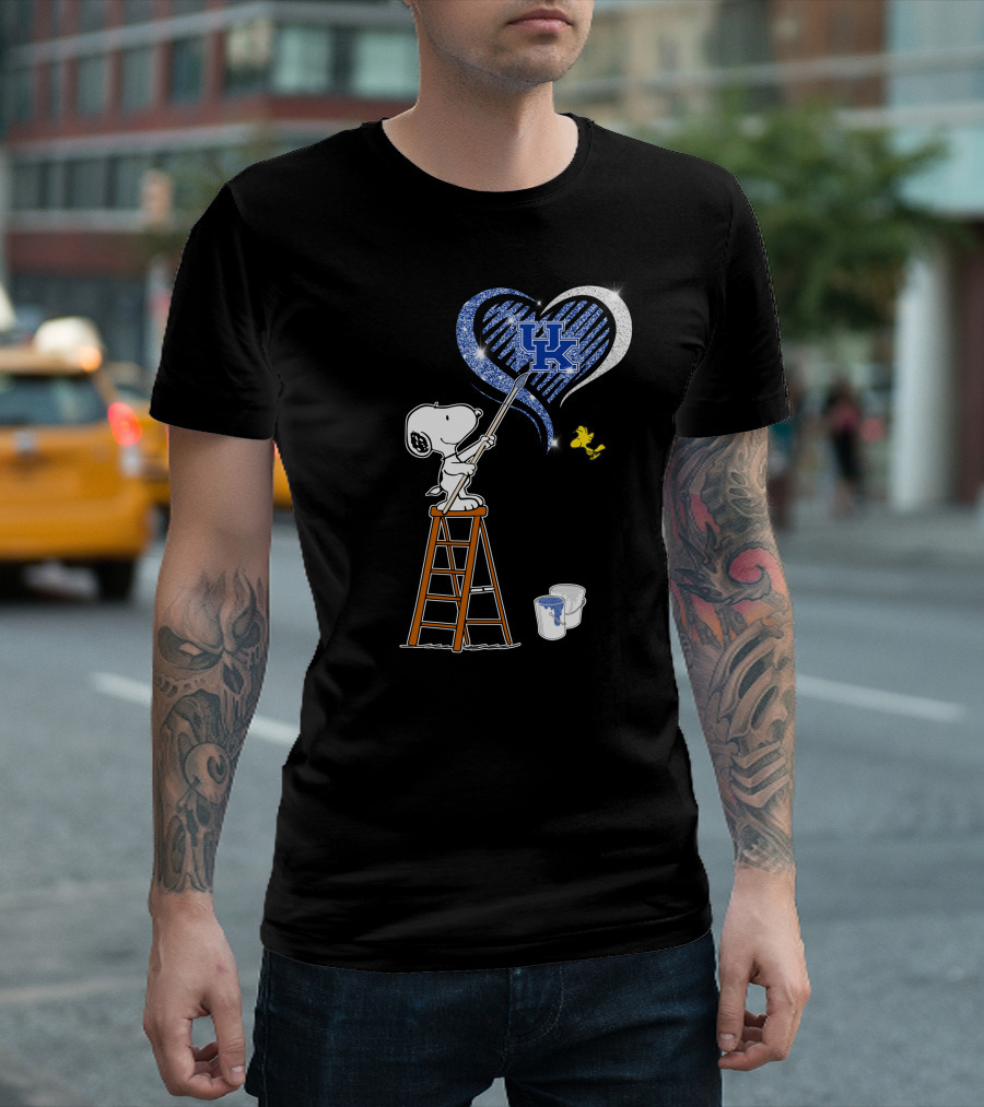 Snoopy Painting Heart Uk Kentucky Wildcats T-Shirt