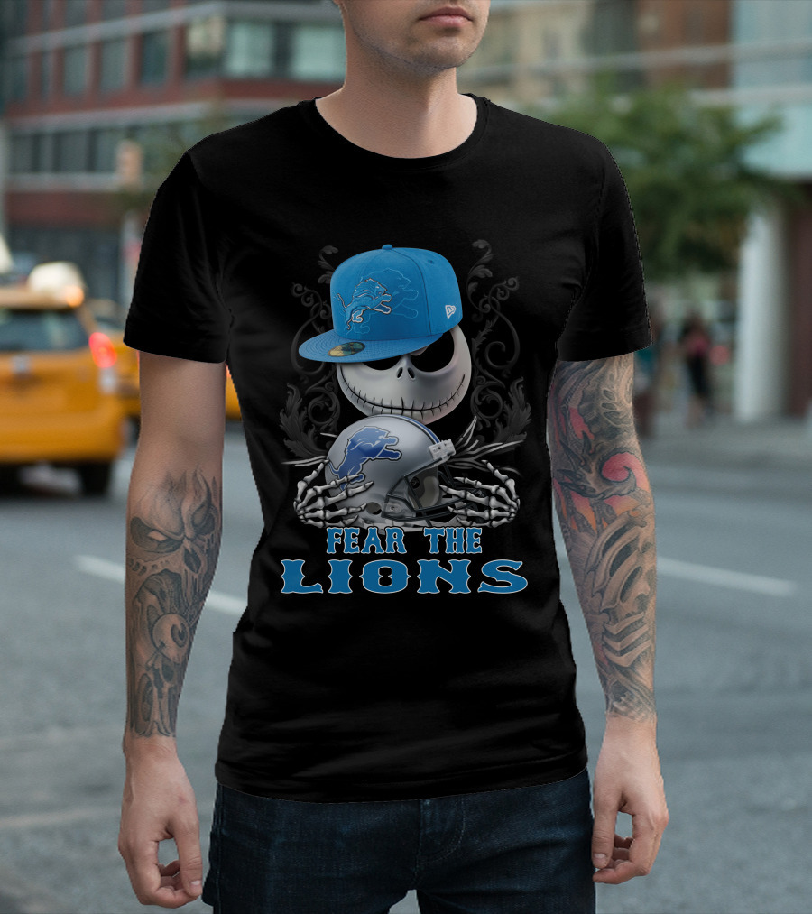 Fear The Lions Skull With Detroit Lions Cap And Helmet T-Shirt